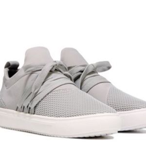 steve madden tennis shoes